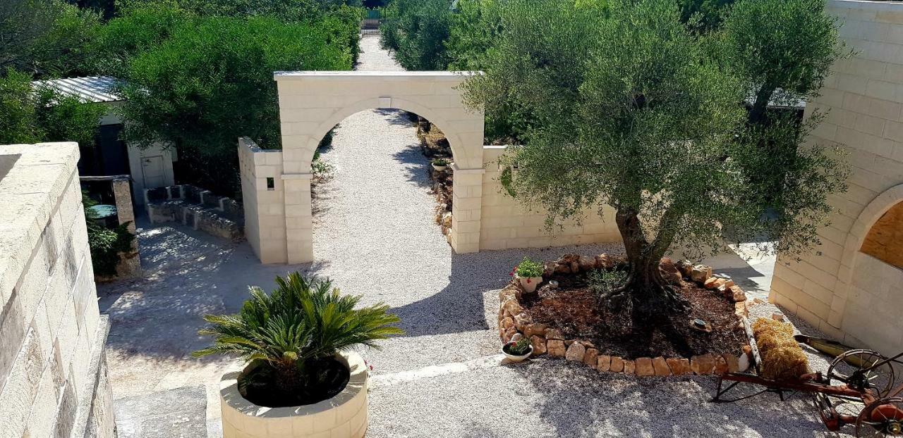 Trulli Aurasia Остуни Экстерьер фото